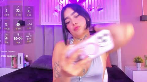 Snapshot of elodie_walker chatting on September 2025 07:57:01 PM Elodie online show from September 2025 07:57:01 PM