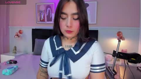 Snapshot of elodie_walker chatting on September 2025 12:30:01 PM Elodie online show from September 2025 12:30:01 PM