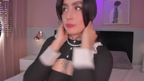Elodie  online show from July 2026 12:11:01 PM