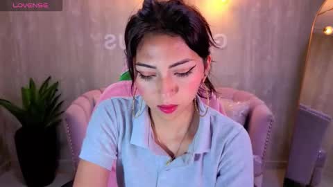 Elody  online show from December 2025 03:13:01 AM