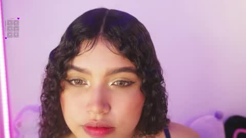 eloise_sweet online show from April 2026 12:31:01 PM