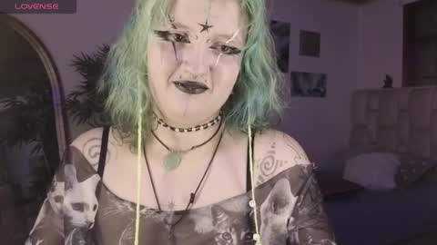 Snapshot of eloisee_ chatting on May 2026 04:41:02 AM Eloise . online show from May 2026 04:41:02 AM