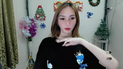 Snapshot of elora_charming chatting on January 2025 10:44:01 PM elora_charming online show from January 2025 10:44:01 PM