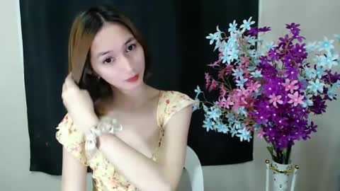 Snapshot of elora_charming chatting on January 2025 09:55:02 PM elora_charming online show from January 2025 09:55:02 PM