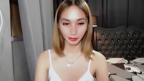 Snapshot of elora_charming chatting on February 2025 05:16:02 PM elora_charming online show from February 2025 05:16:02 PM