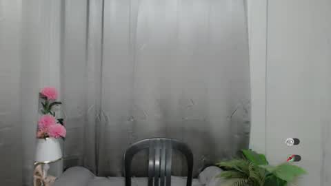 Snapshot of elora_charming chatting on February 2025 04:29:01 AM elora_charming online show from February 2025 04:29:01 AM