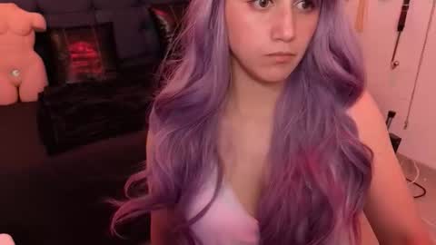 elowen_halley1 online show from October 2025 08:32:01 PM