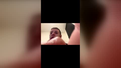 ElPatriko9229 online show from February 2026 11:01:02 PM