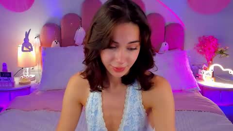 Michelle online show from November 2025 08:22:02 PM