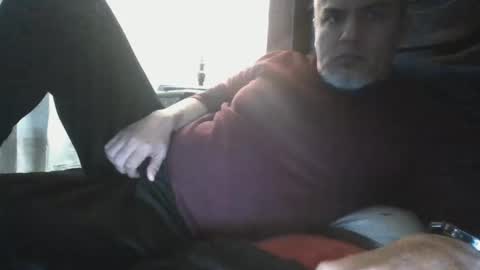 Snapshot of elvecinoequipadote chatting on January 2026 03:50:02 PM Peter spidy online show from January 2026 03:50:02 PM