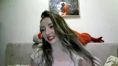 ElvinaSweet online show from September 2025 01:31:02 AM