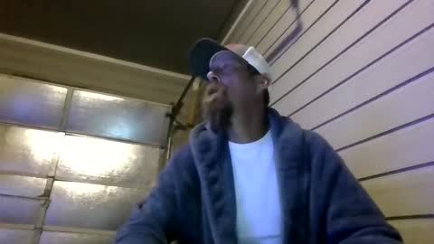 Snapshot of elwooood7 chatting on March 2026 11:48:01 AM elwooood7 online show from March 2026 11:48:01 AM
