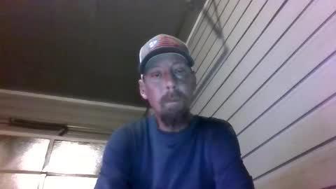 Snapshot of elwooood7 chatting on May 2026 12:33:01 PM elwooood7 online show from May 2026 12:33:01 PM