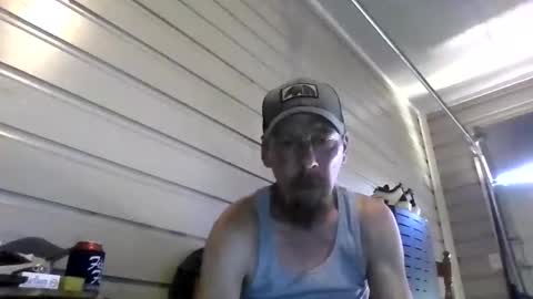 Snapshot of elwooood7 chatting on May 2026 03:29:02 PM elwooood7 online show from May 2026 03:29:02 PM