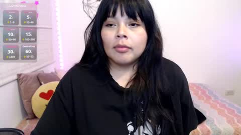 Snapshot of elymoon chatting on May 2026 01:57:16 AM Ely online show from May 2026 01:57:16 AM
