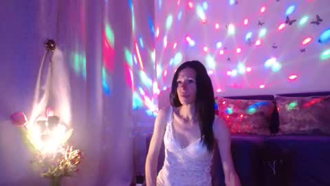 Snapshot of elysasun chatting on June 2026 05:58:02 PM Elisa online show from June 2026 05:58:02 PM