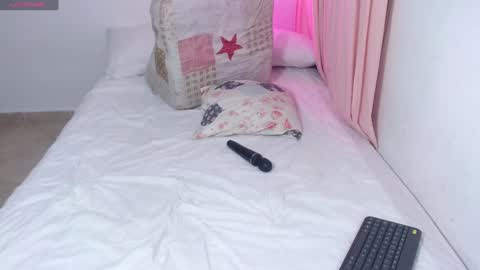 A N D R E A online show from February 2025 10:02:02 PM