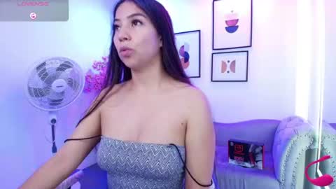 Snapshot of ema_louisx chatting on June 2026 06:21:01 PM Ema louisx online show from June 2026 06:21:01 PM