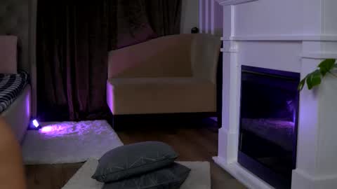 Ema online show from March 2026 03:52:02 AM