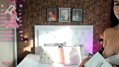 Snapshot of emalinda__hills chatting on January 2025 09:36:01 PM EMA online show from January 2025 09:36:01 PM