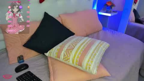 Snapshot of emalinda__hills chatting on February 2025 03:42:02 PM EMA online show from February 2025 03:42:02 PM