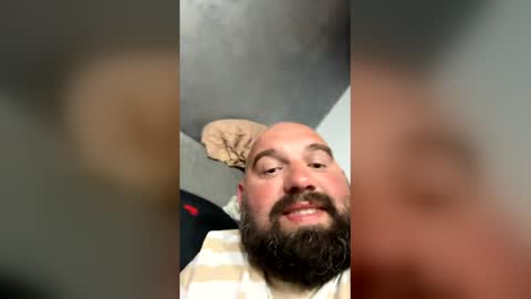 emanuel_berta online show from April 2026 09:39:01 PM