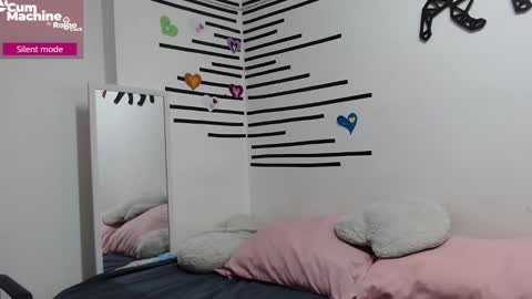 Snapshot of emawalker_ chatting on November 2025 08:12:01 PM Ema Walker online show from November 2025 08:12:01 PM