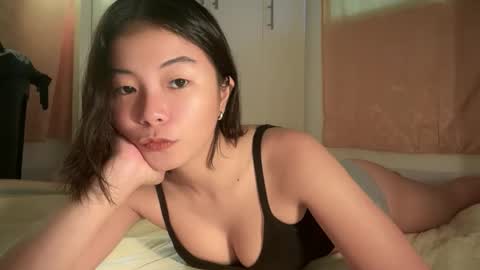 Snapshot of emelia_ardiente chatting on September 2025 06:46:01 AM Ivy online show from September 2025 06:46:01 AM