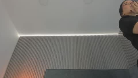 emelie_89 online show from December 2025 11:47:01 AM