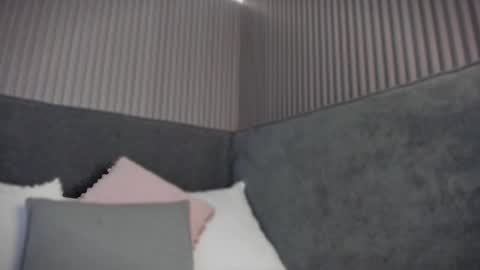 emelie_89 online show from March 2026 11:17:02 AM