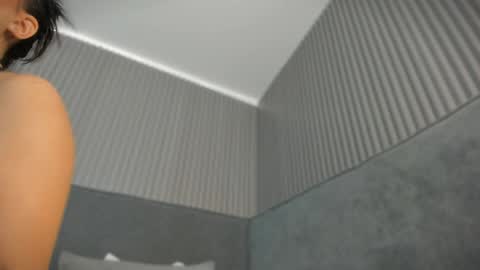 emelie_89 online show from May 2026 11:29:02 AM