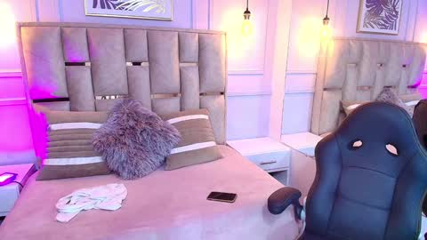 Emily  online show from January 2025 12:57:02 AM