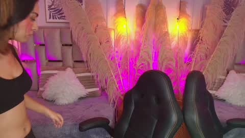 Emily  online show from January 2025 01:16:02 AM