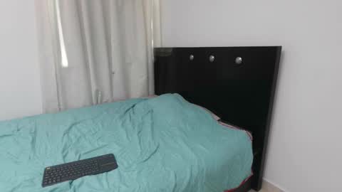 emely_aaron69z online show from February 2026 06:14:01 PM