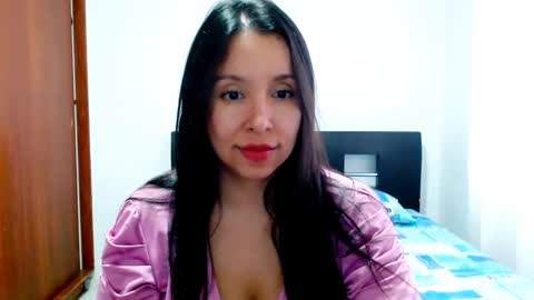 emely_sexx online show from January 2025 10:33:01 PM