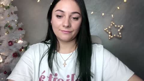 Emely online show from January 2025 12:11:01 AM