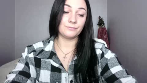 Emely online show from January 2025 04:38:02 AM