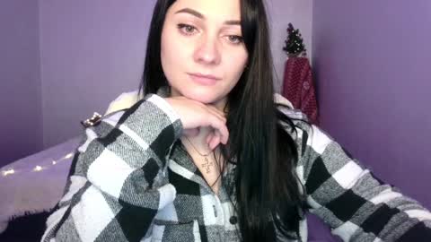 Emely online show from January 2025 08:00:02 AM