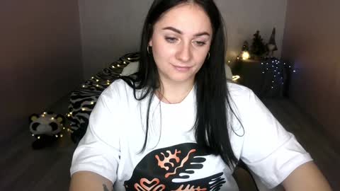 Emely online show from January 2025 02:37:01 AM