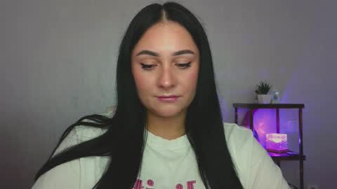 Emely online show from September 2025 12:48:01 PM