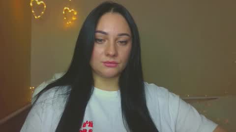 Emely online show from October 2025 09:25:02 PM