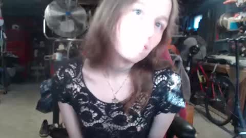 Emerald online show from October 2025 07:07:02 PM