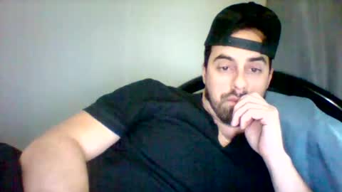 Snapshot of emgee88 chatting on January 2025 01:37:02 AM emgee88 online show from January 2025 01:37:02 AM