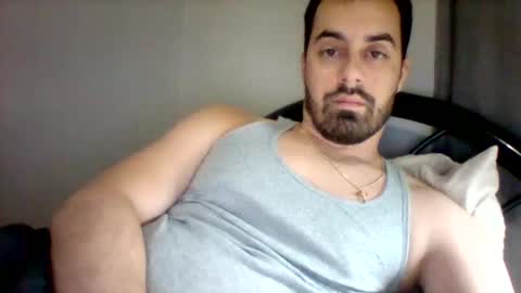 Snapshot of emgee88 chatting on November 2025 05:50:02 PM emgee88 online show from November 2025 05:50:02 PM