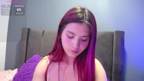 Snapshot of emi_candi chatting on October 2025 06:45:01 AM emi online show from October 2025 06:45:01 AM