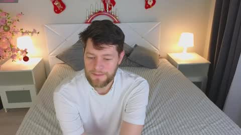 Snapshot of emi_jake chatting on January 2025 11:28:02 AM emi_jake online show from January 2025 11:28:02 AM