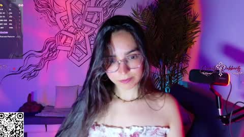 Emmily Roberts online show from April 2026 01:11:02 AM