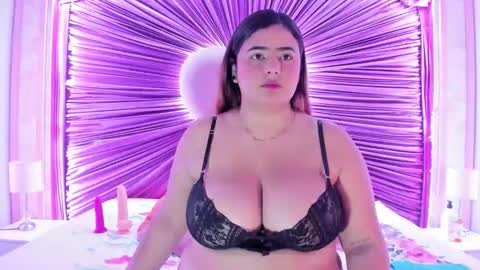 Snapshot of emiilygrace_ chatting on February 2026 11:53:02 AM Emiily Grace online show from February 2026 11:53:02 AM