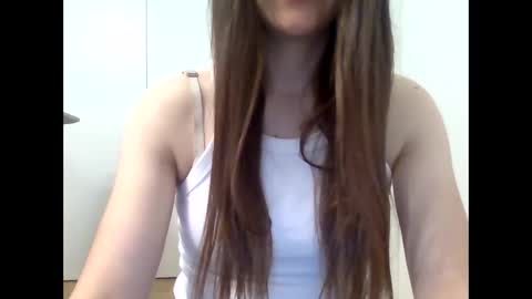 Snapshot of emili0899 chatting on October 2025 05:43:02 PM emili0899 online show from October 2025 05:43:02 PM