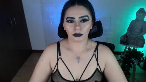 Snapshot of emili_evans_ chatting on April 2026 10:47:02 PM POWERFULL GODDESS EMILI online show from April 2026 10:47:02 PM